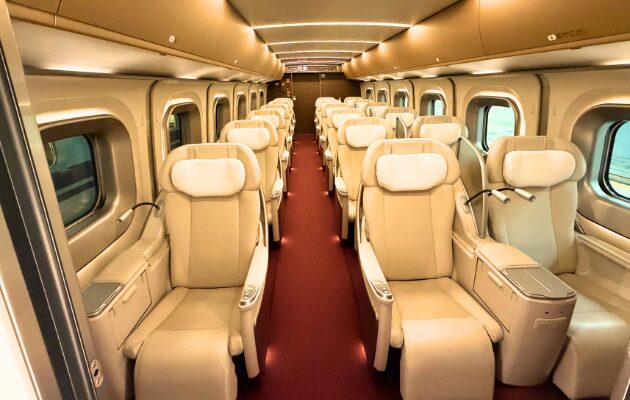 グランクラスの座席 10号車